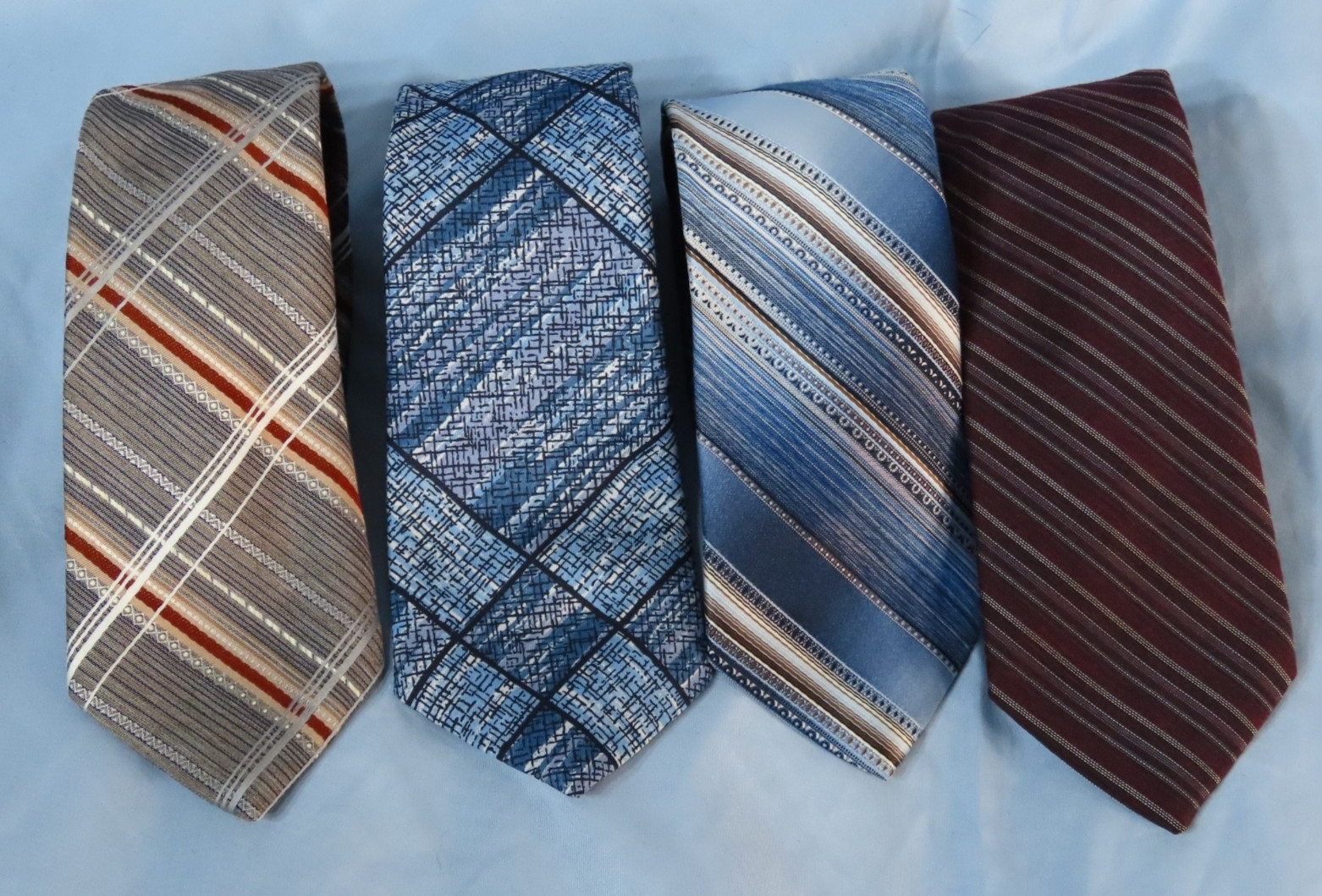 VTG LOT OF 4, DON LOPER Men's Skinny Neck Tie STRIPES & PLAID Polyester 3