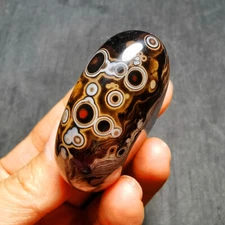 HOT60G Natural Polished Banded Agate Crystal Madagascar 6407+