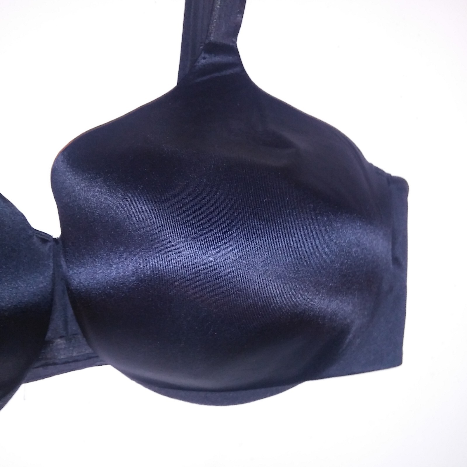 Bali Bra 42DD Lightly Lined Solid Black Underwire - image 4