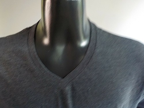LIONS CREST by ENGLISH LAUNDRY SS V-neck T shirt Gray SZ LG NWT - Picture 2 of 6