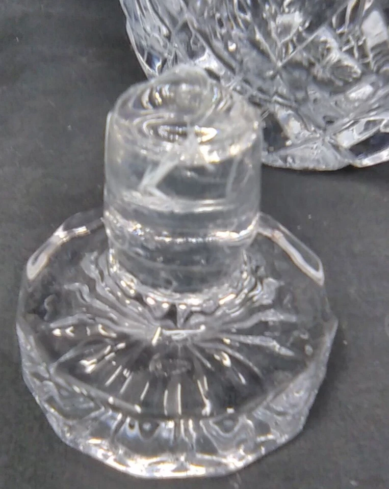 Godinger Pineapple Collection Crystal Clear Glass Decanter Bottle w/ stopper - Image 2 of 3