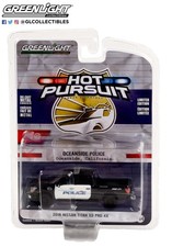 Greenlight 1:64 Hot Pursuit Series 39 2018 Nissan Titan XD Pro 4x Oceanside CA
