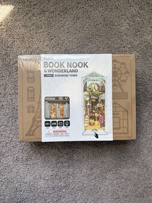 Rolife Book Nook & Wonderland Sunshine Town TGB02 Shelf Insert 3D Puzzle Kit DIY