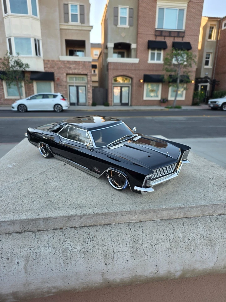 200mm 1/10 Custom Paint Kyosho BUICK RIVERA VTA Low Rider 4Tec 3.0 WB 274mm - Image 2 of 4