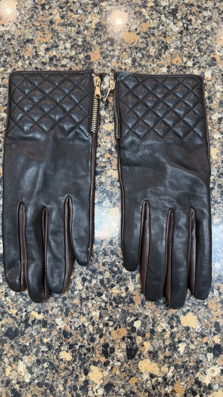 J. McLaughlin Brown - Black Leather Gloves Women’s Size L
Opens in a new window or tab