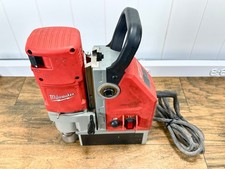 Milwaukee 4272-21  1-5/8" Auto-Stop Electromagnetic Drill G722