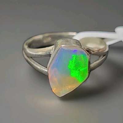 Schöner natürlicher äthiopischer Opal grober 925 Sterling Silber Ring 7 1052