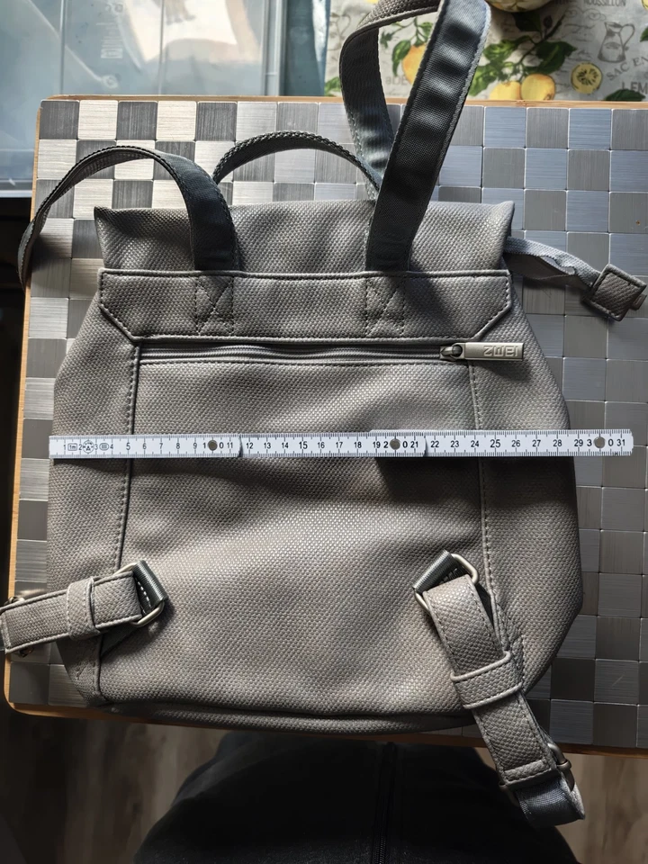 ZWEI Mademoiselle MR8? Kleiner Rucksack, Tasche in grau - Bild 3 von 4