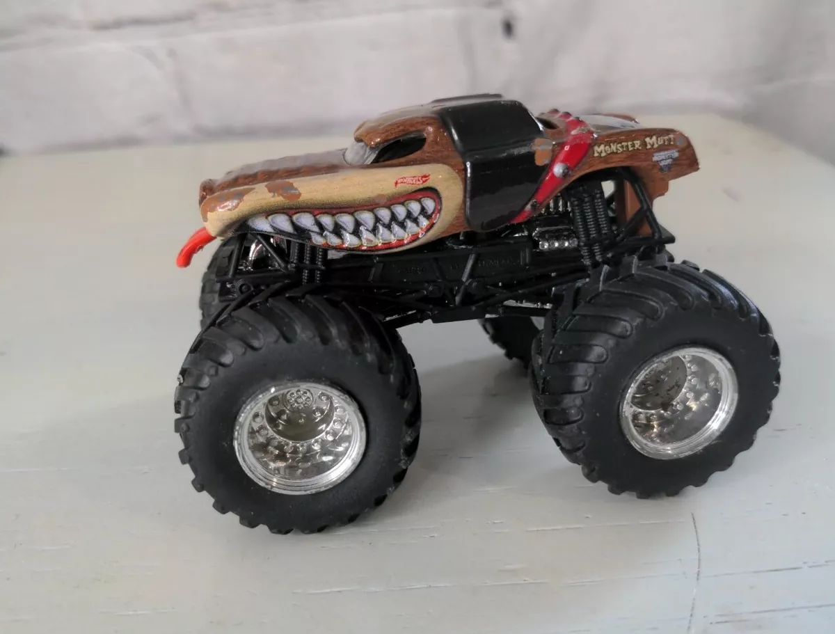 Dog monster truck toy hotsell