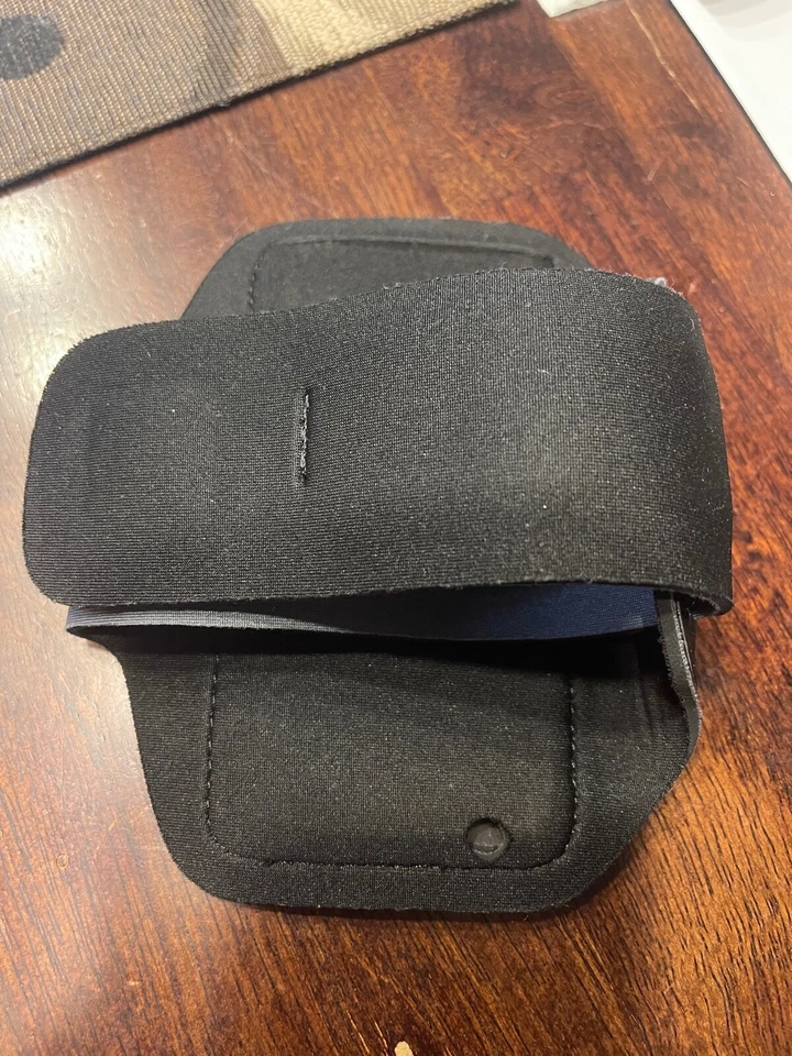 Brazalete deportivo Belkin IPHNF8W105AE negro/gris - ¡EXCELENTE ESTADO...! Foto 3 de 3