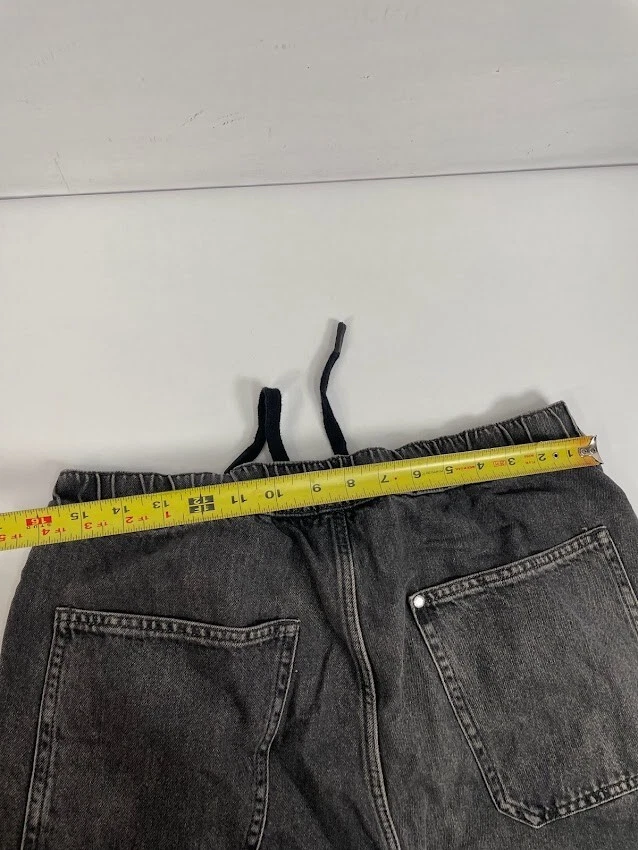 Pantalones cortos de jean para mujer H&M sueltos gris oscuro talla M Foto 4 de 4