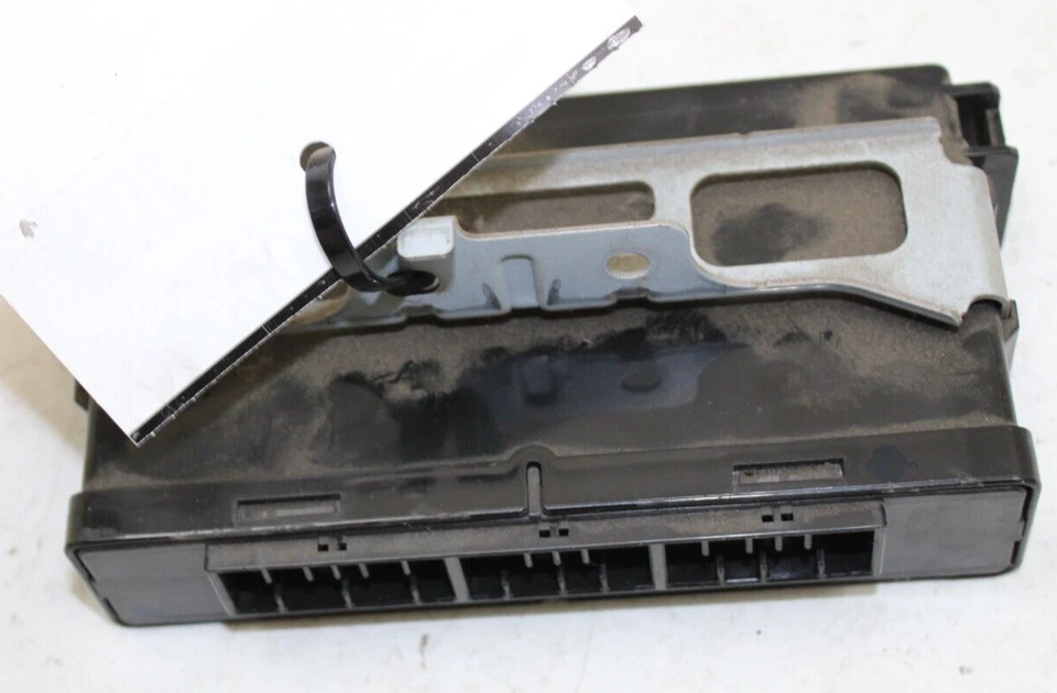 Computadora Subaru Legacy Outback 2007 unidad integrada robo OEM P/N 88281AG58A Foto 3 de 4