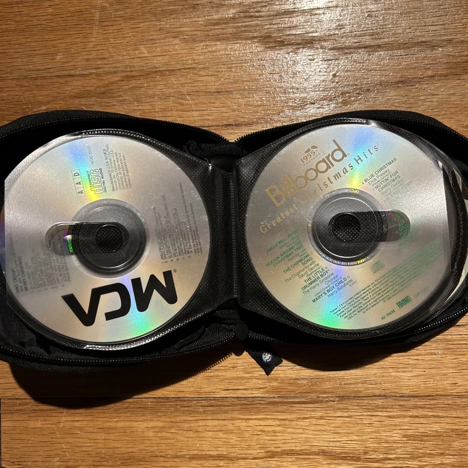 30 CDs Lot Vintage Napster Carrying Case Christmas CDs & Classics Holiday Music - Image 4 of 4