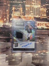 2016 Spectra Derek Carr Vested Veterans Player Worn Patch Auto  /49 Raiders