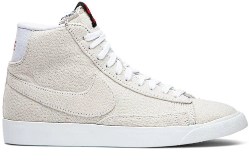Nike Stranger Things x Blazer QS Mid Upside Down