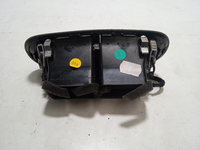 Porsche Cayenne 955 Rear Center Air Vent Black 7L5819203 for sale