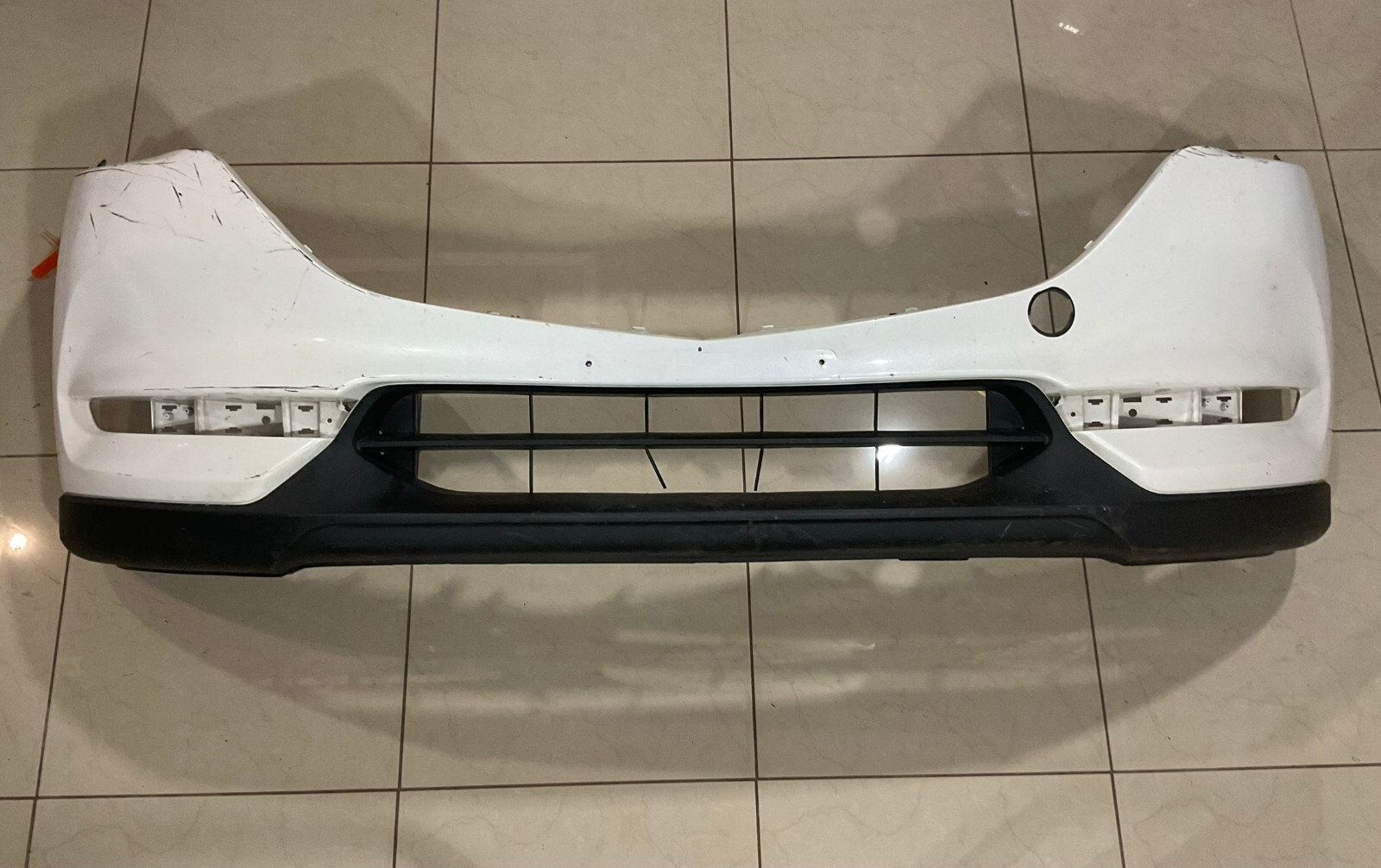 2017-2018 Mazda CX-5 KL2F-50031 OEM White Front Bumper Cover