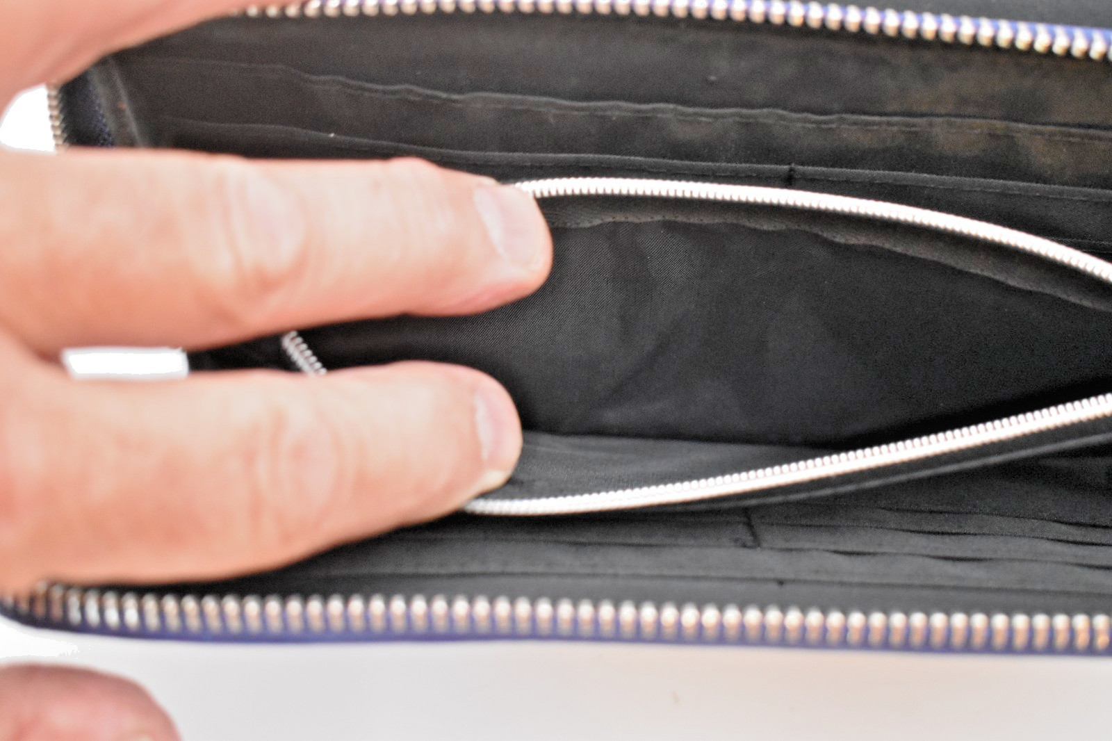 Kenneth Cole Reaction Women's Blue Wallet Clutch Snap Closure New Without Tags