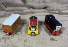 Thomas and Friends Take N Play Thomas the Train Annie Diesel Salty Die Cast