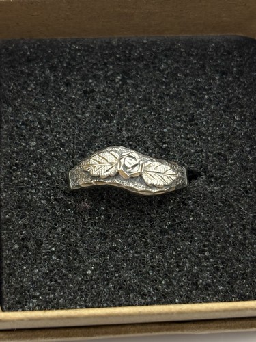 Sterling Silver Etched Rose Flower Ring
