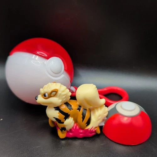 1999 ARCANINE and Launcher with Pokéball Burger King Nintendo Pokémon Vintage