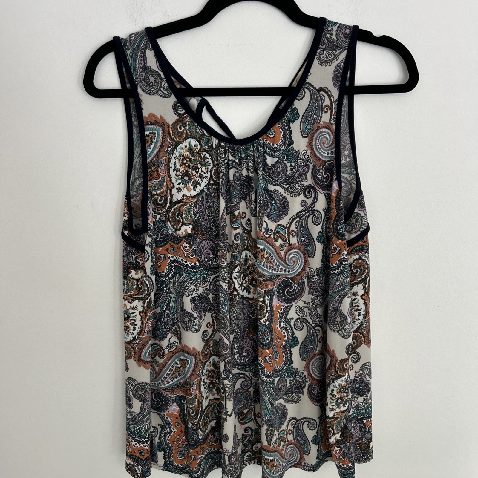 New Women's Plus Size Multi Color Paisley Print Ruffle Sleeveless Top Size 3X