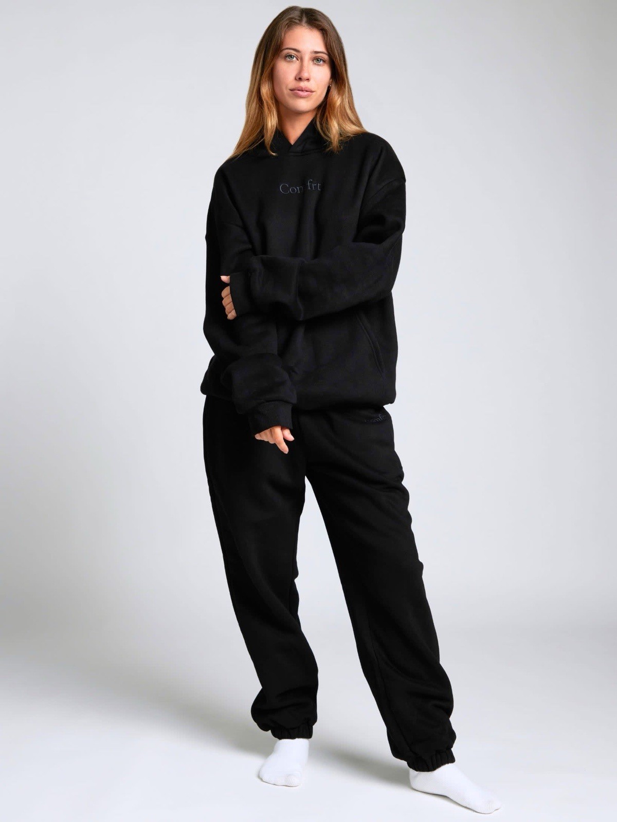 COMFRT Signature Sweatpants in Onyx Black - Size Medium