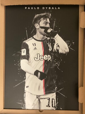 Displate von Paulo Dybala 