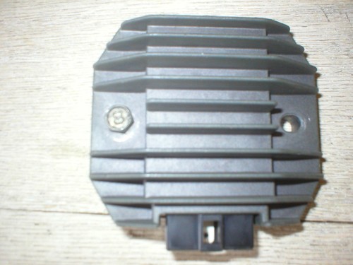 1x YAMAHA KEY BLANK RED BLUE BLACK FAST SHIP R1 R6 Yzf MT OEM