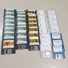 ADOBE PAGEMAKER 6.0 15 DISK  ILLUSTRATOR 6.0 7 DISKS FOR PC PLUS OTHER DISKS.