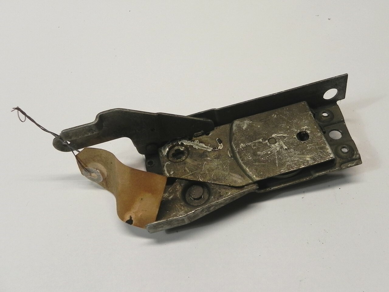 1949-50 KAISER-FRAZER, 1951 FRAZER | *NOS* REAR RIGHT DOOR LOCK (KF #204201)