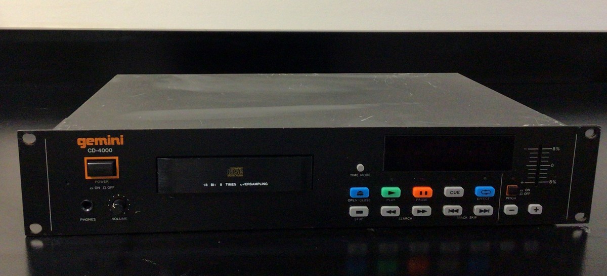 Gemini CD-4000 CD Player DJ Media Console | Needs New Power Gemini CD-4000 CD Player DJ Media Console | Needs New Power