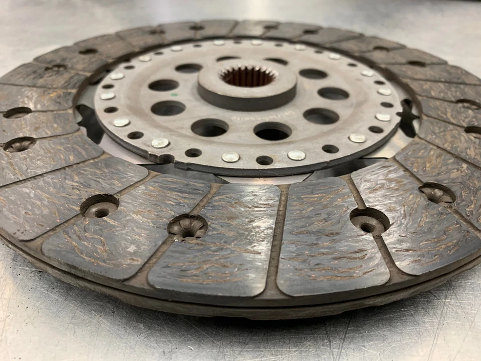 Volvo V50 S40 C30 C70 2011 2,0 diésel 5 cilindros doble masa volante y embrague Foto 4 de 4