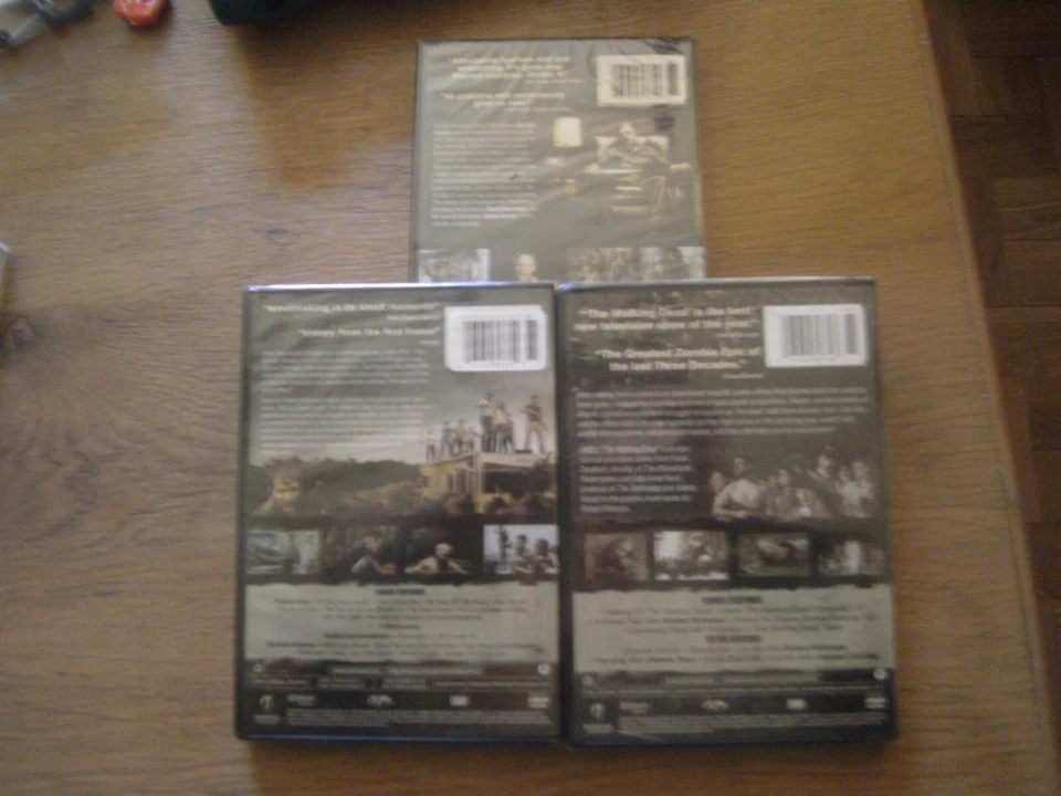 3 Walking Dead 3 Complete Seasons 1 2 3 Brand new DVD - Image 2 of 4