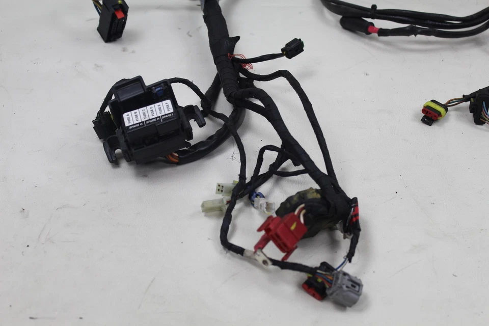 Arnés de cableado completo principal relés de telar Aprilia RSV4 1000 RF Misano 17-20 BONITO Foto 2 de 4