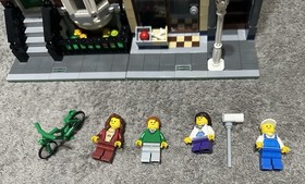 LEGO Creator Expert 10218 PET SHOP Modular Building 100% Complete Manuals No Box