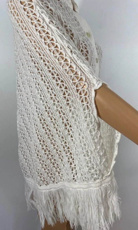 Mantón de ganchillo de colección con flecos abotonados JAPÓN Boho STEVIE NICKS abuela elegante mancha Foto 4 de 4