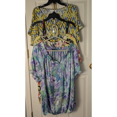 Lot of 4 2X Tops Short Sleeve Shirts Black Print Spring Yellow Floral Silky 22