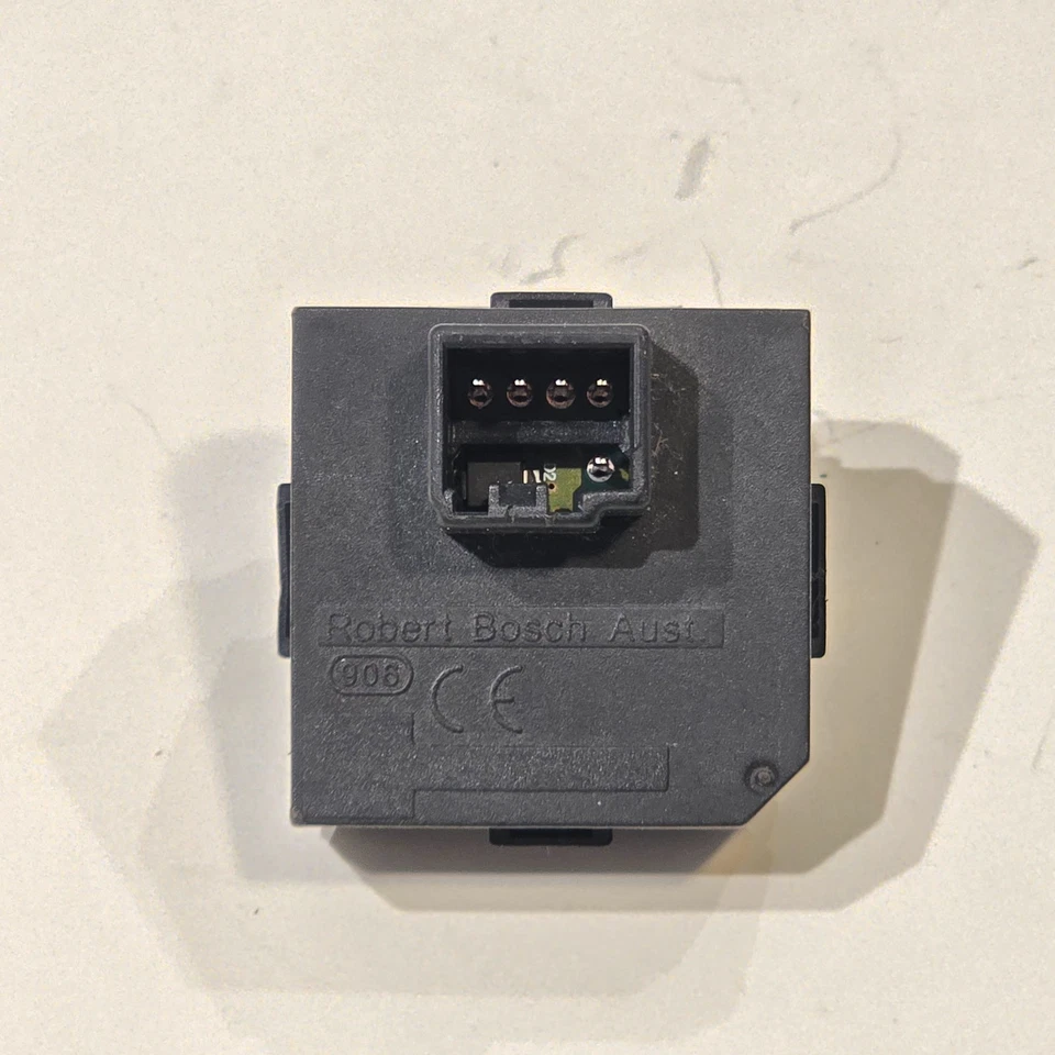 2012 HYUNDAI GENESIS COUPE IMMOBILISER RECEIVER CONTROL UNIT 95420-2L700 OEM - Image 4 of 4