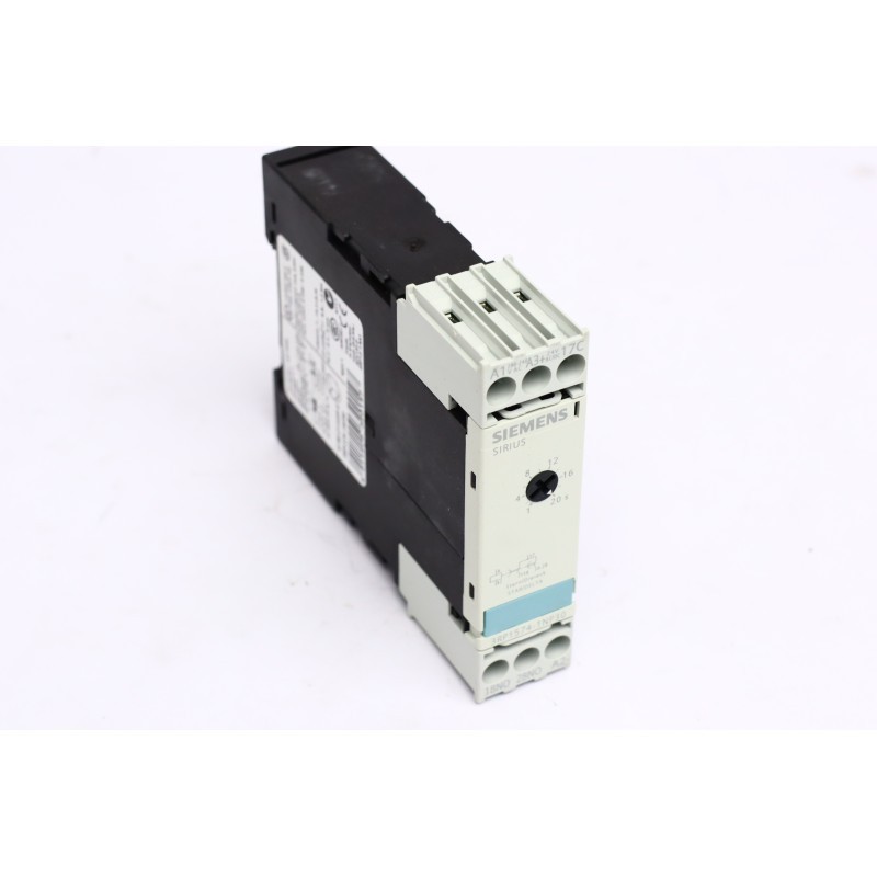 Siemens Time Relay 3RP1574-1NP30 Open Box (B57)