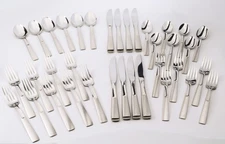 2000's ONEIDA USA Stainless SATIN SCOOP 40 pc Flatware Setting for 6