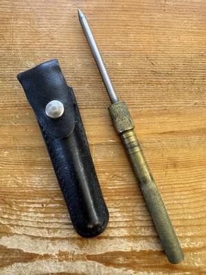 EZE Lap Diamond M Sharpener Rod w/ Leather Sheath