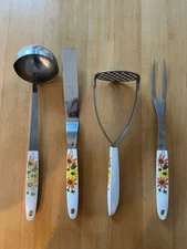 Retro 70's EKCO Stainless Kitchen Utensils - Country Garden Daisy Flowers Handle