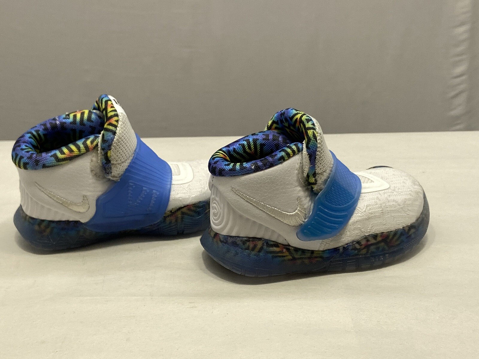 Nike Kyrie Irving Basketball Shoes Boys TODDLER INFANT Sz. 4C -White Blue Hi-Top thumbnail 19