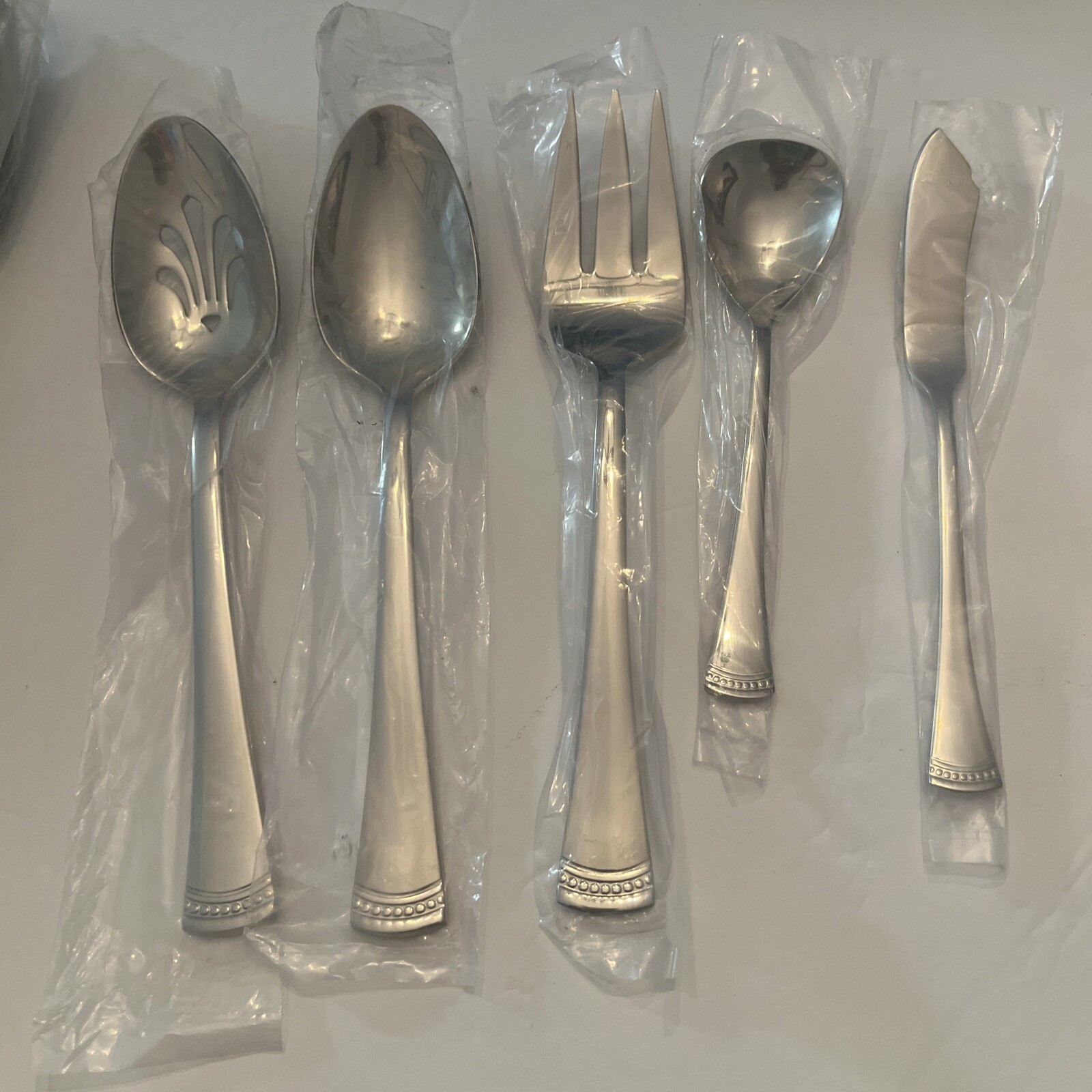 Lenox PORTOLA Stainless Steel Flatware 65piece Flatware Set NEW