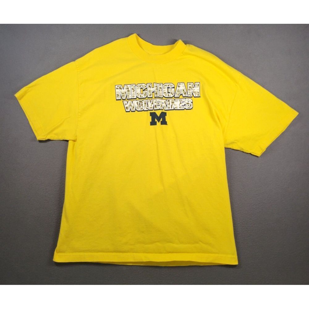 Michigan Wolverines Shirt Mens XL Yellow Graphic Logo NCAA Football Short Sleeve