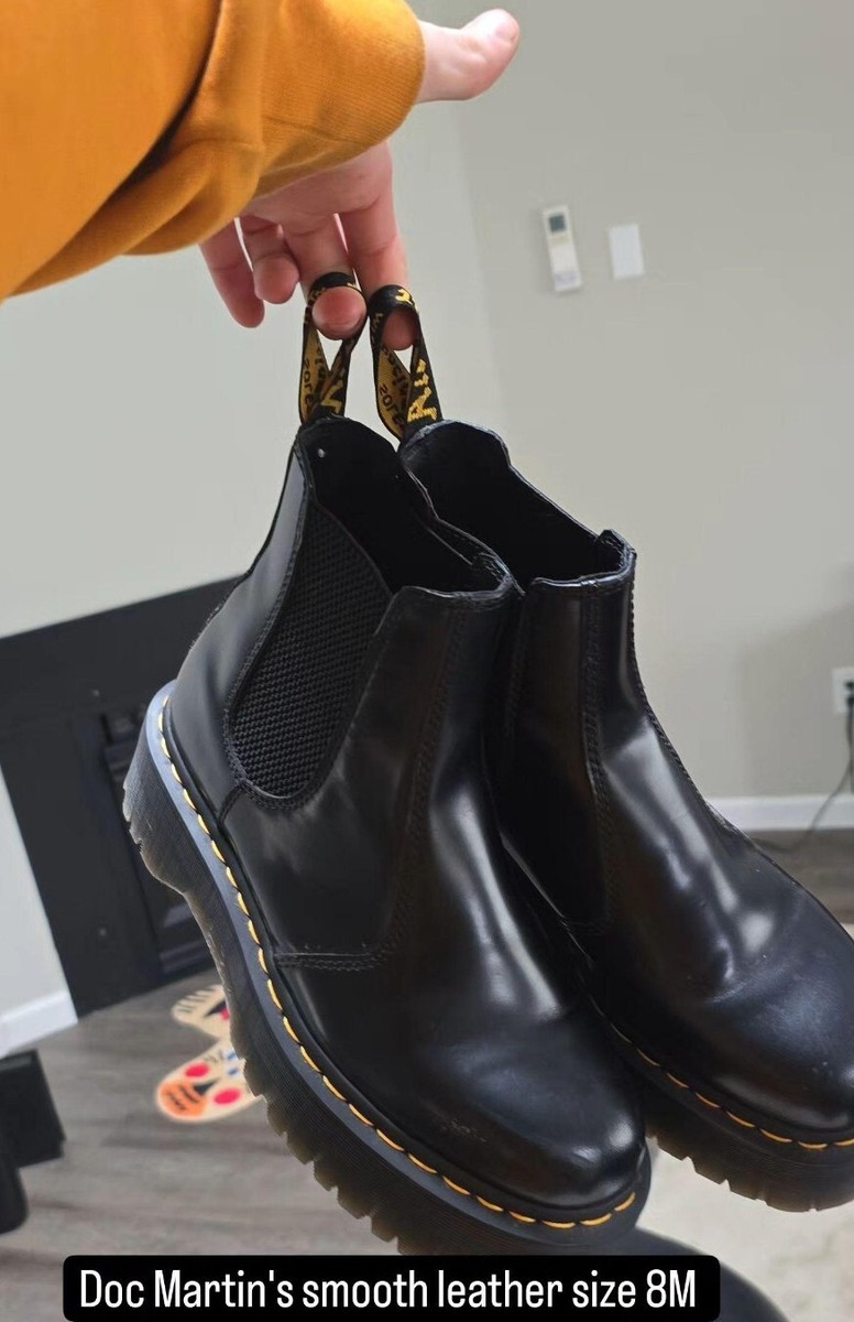 Dr.Martens Air Wair 8ホールブーツ New Original Dr. Martens AirWair With Bouncing Soles Black Genuine