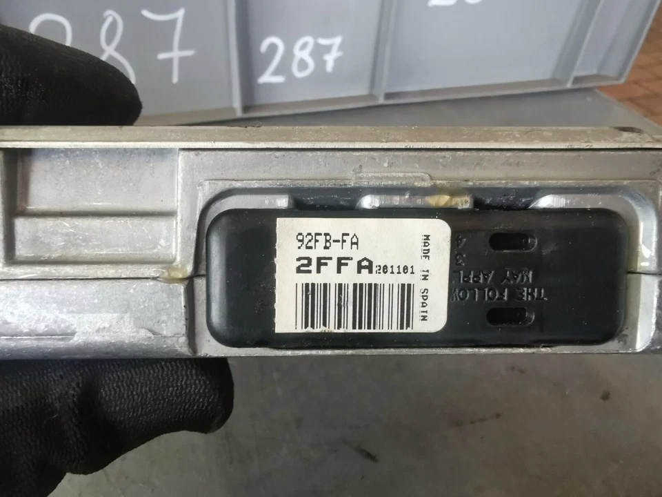 Centralina Motore Ford Fiesta III GFJ 1.1i 92FB-FA EEC-IV CAD 2A081 - Immagine 4 di 4