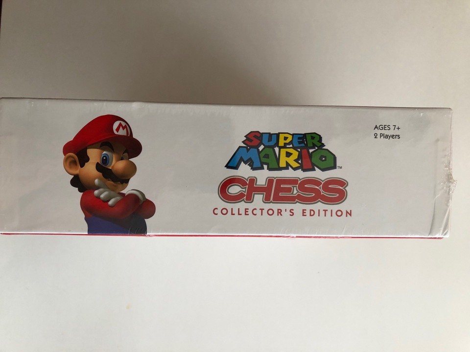 Game Of Thrones Collector's Chess Set - 32 Custom HBO Character Pieces | Westeros Vs White Walkers Chess Game