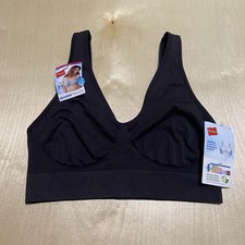 Hanes Women s Size Medium Black Cool Comfort Wirefree Seamless Pullover Bralette